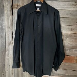 Van Heusen Black Long-Sleeve Dress Shirt